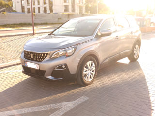 Peugeot 5008 foto 1