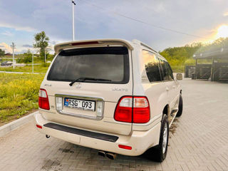 Lexus LX Series foto 4