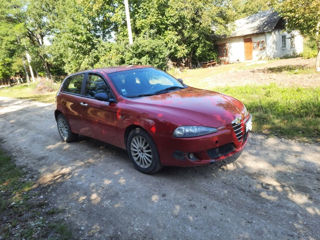 Alfa Romeo 147