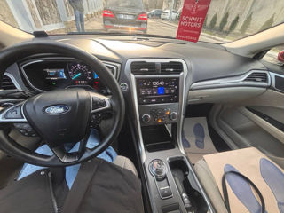 Ford Fusion foto 7