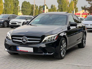 Mercedes C-Class foto 1