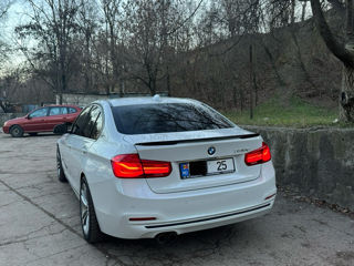 BMW 3 Series foto 9