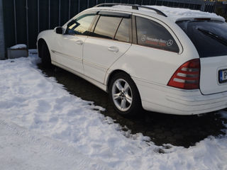 Mercedes C-Class