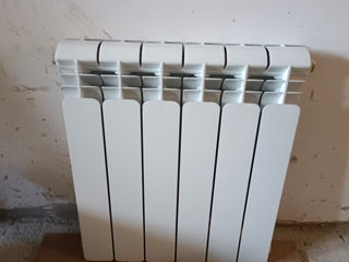 Радиатор биметал один.Radiator Bimetal, un exempmplar 80 lei/sectia фото 0