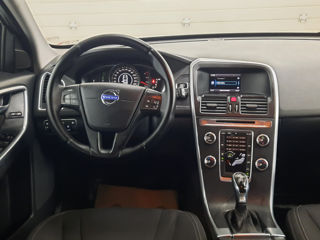 Volvo XC60 foto 8