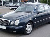 Mercedes E Class foto 1