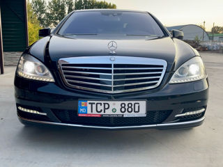 Mercedes S-Class foto 2