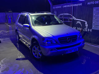 Mercedes M-Class foto 4