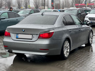 BMW 5 Series foto 3