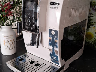 Кофемашина delonghi  dinamica бака нету!!!