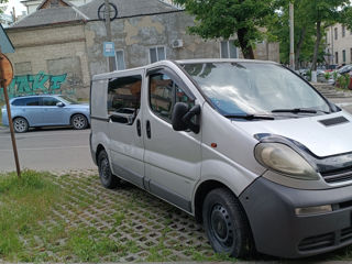 Opel Vivaro foto 7