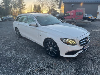 Mercedes E-Class Wagon