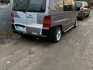 Mercedes Vito foto 3