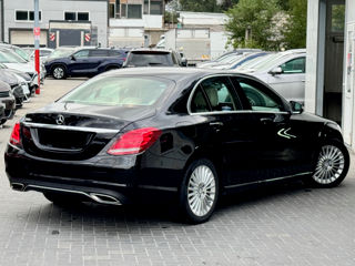 Mercedes C-Class foto 3