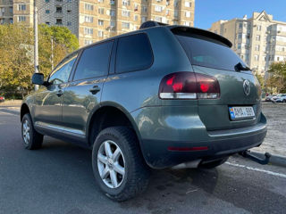 Volkswagen Touareg foto 6