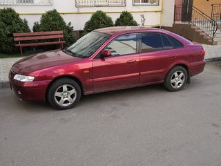 Mazda 626 foto 2