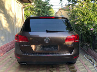 Volkswagen Touareg foto 3