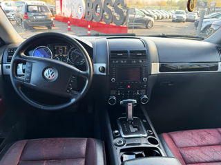 Volkswagen Touareg foto 8