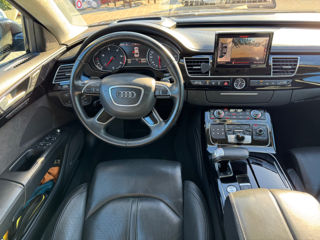 Audi A8 foto 9