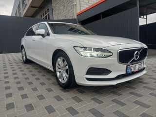 Volvo V90 foto 1