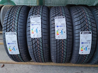 215 / 65  R17