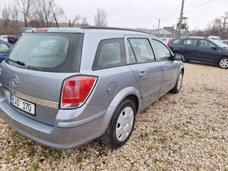 Opel Astra foto 6