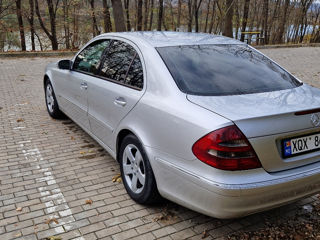 Mercedes E-Class foto 5