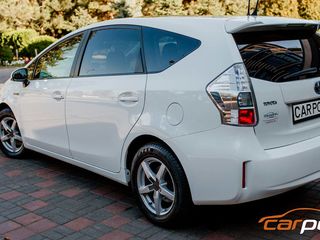 Chirie Toyota Prius Plus (7 locuri) cutie automată foto 5