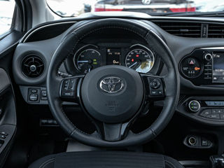 Toyota Yaris foto 9