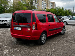 Dacia Logan foto 4