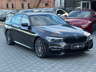 BMW 5 Series foto 3