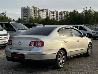 Volkswagen Passat foto 6