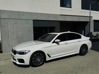 BMW 5 Series foto 4