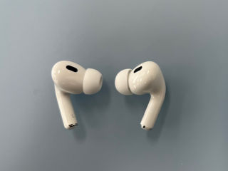 Se vând airpods pro gen 1