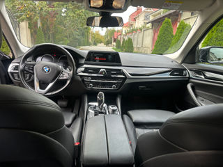 BMW 5 Series foto 7