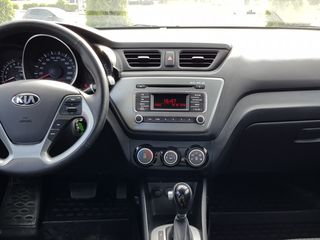 KIA Rio foto 9