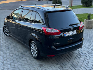 Ford Grand C-MAX foto 2