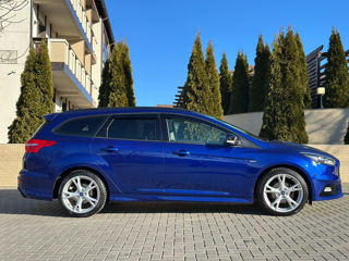 Ford Focus foto 2