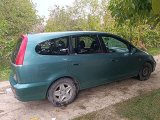 Honda Stream foto 3