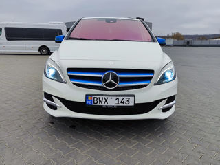 Mercedes B-Class foto 5