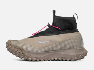 Nike ACG Mountain Fly Gore-Tex Beige