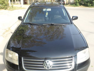 Volkswagen Passat foto 3