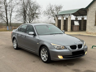 BMW 5 Series foto 8