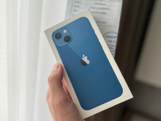 iPhone 13 128GB Blue foto 3