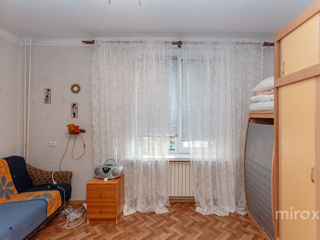 Apartament cu 2 camere, 65 m², Telecentru, Chișinău foto 4