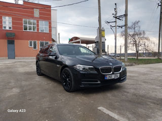 BMW 5 Series foto 1