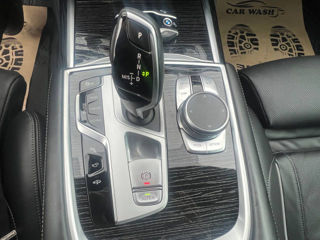 BMW 7 Series foto 16