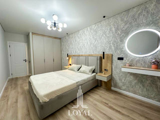 Apartament cu 2 camere, 68 m², Centru, Chișinău foto 2