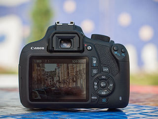 Canon EOS 1300D . Новый в упаковке, Тип камеры зеркальная, Объектив Есть! ISO 12800, Video Full HD! foto 3