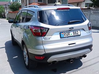 Ford Escape foto 4